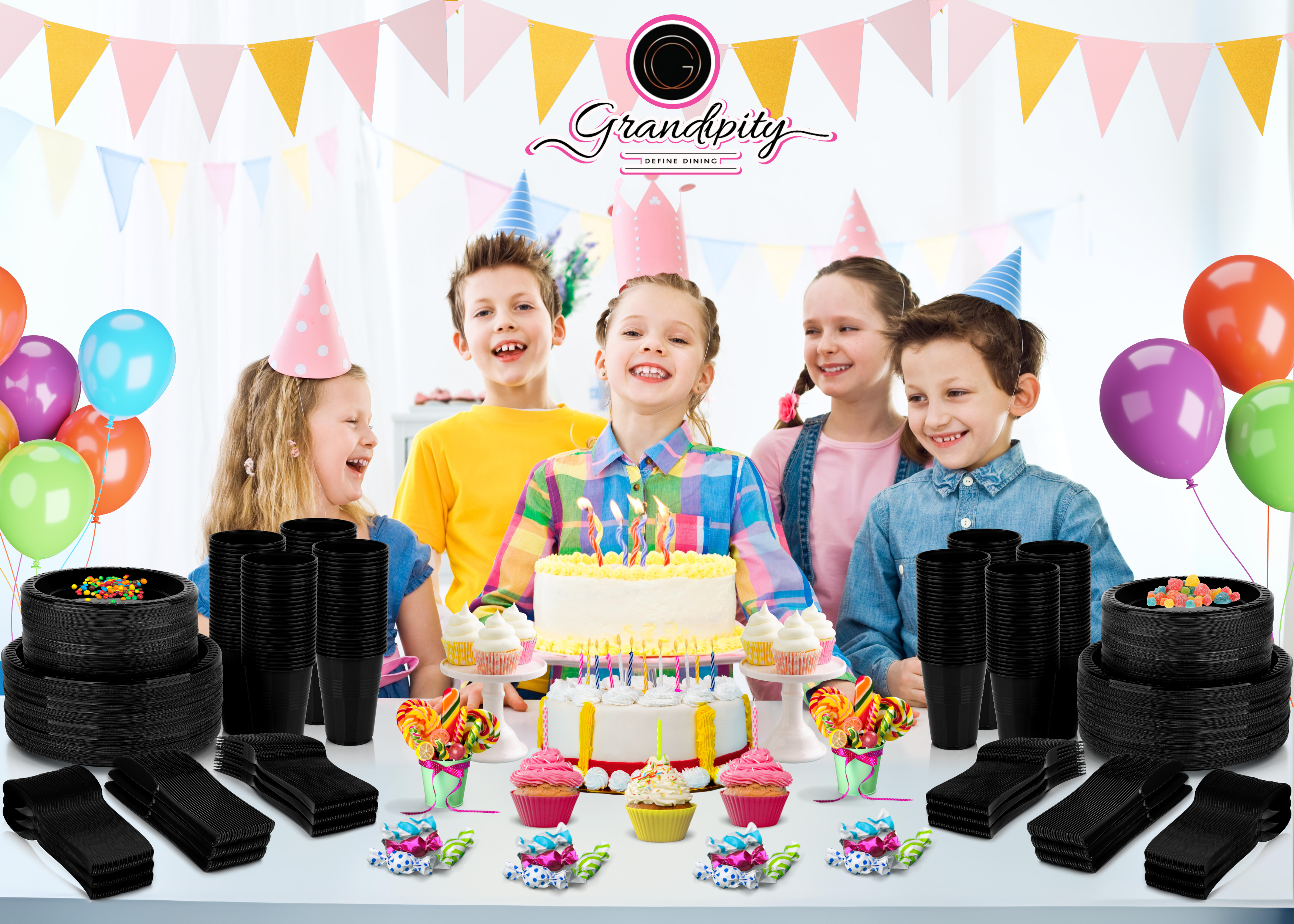 720 Pcs Black Party Plastic Dinnerware Set